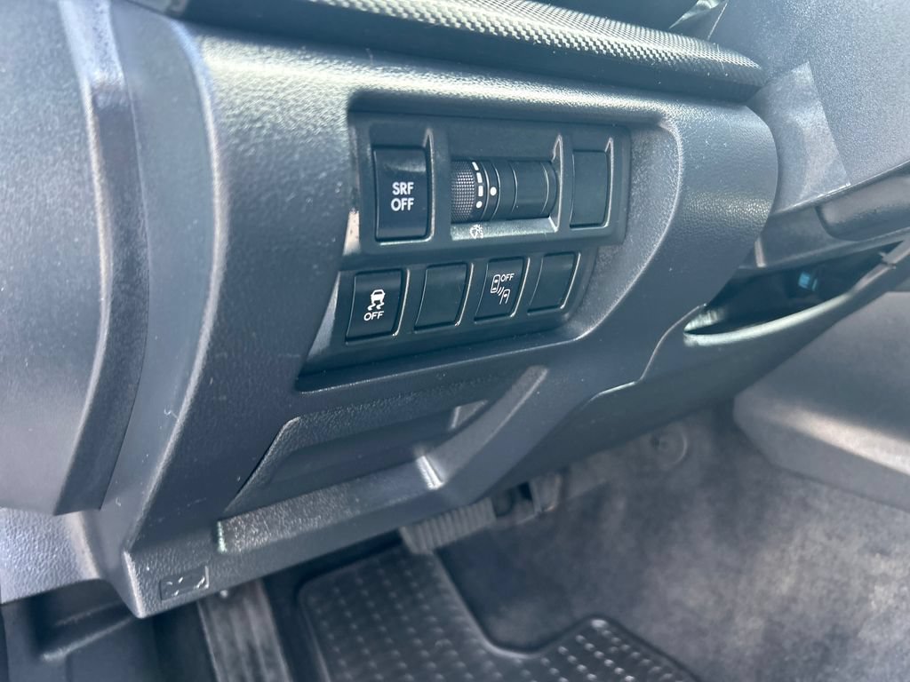 Used 2018 Subaru Crosstrek 2.0i Premium AWD/4WD image 19
