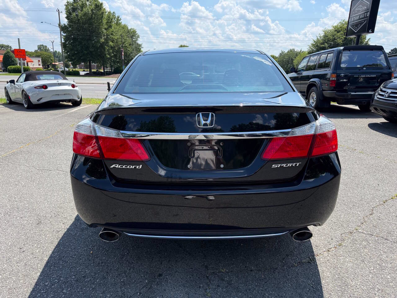 Used 2015 Honda Accord Sport image 6
