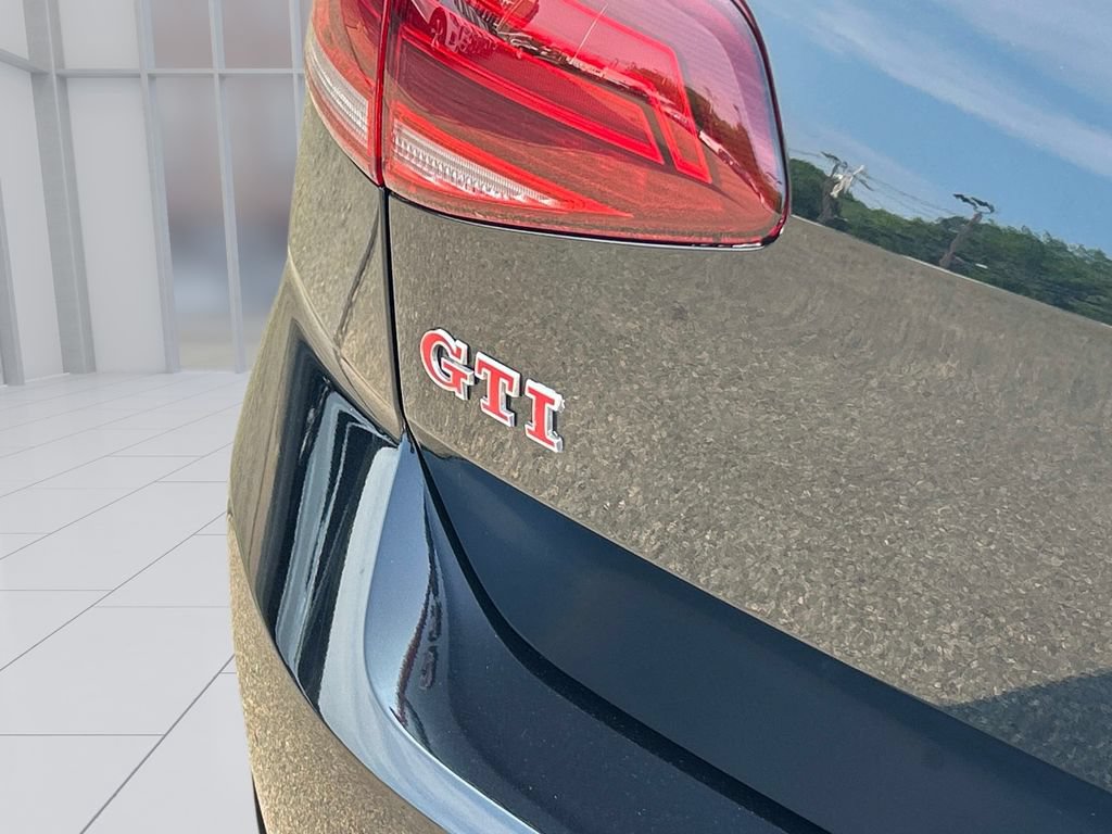 Used 2019 Volkswagen GTI Rabbit Edition FWD image 16