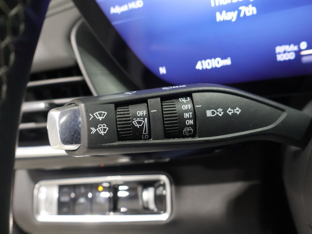 Used 2024 Buick Envision Preferred AWD/4WD image 37