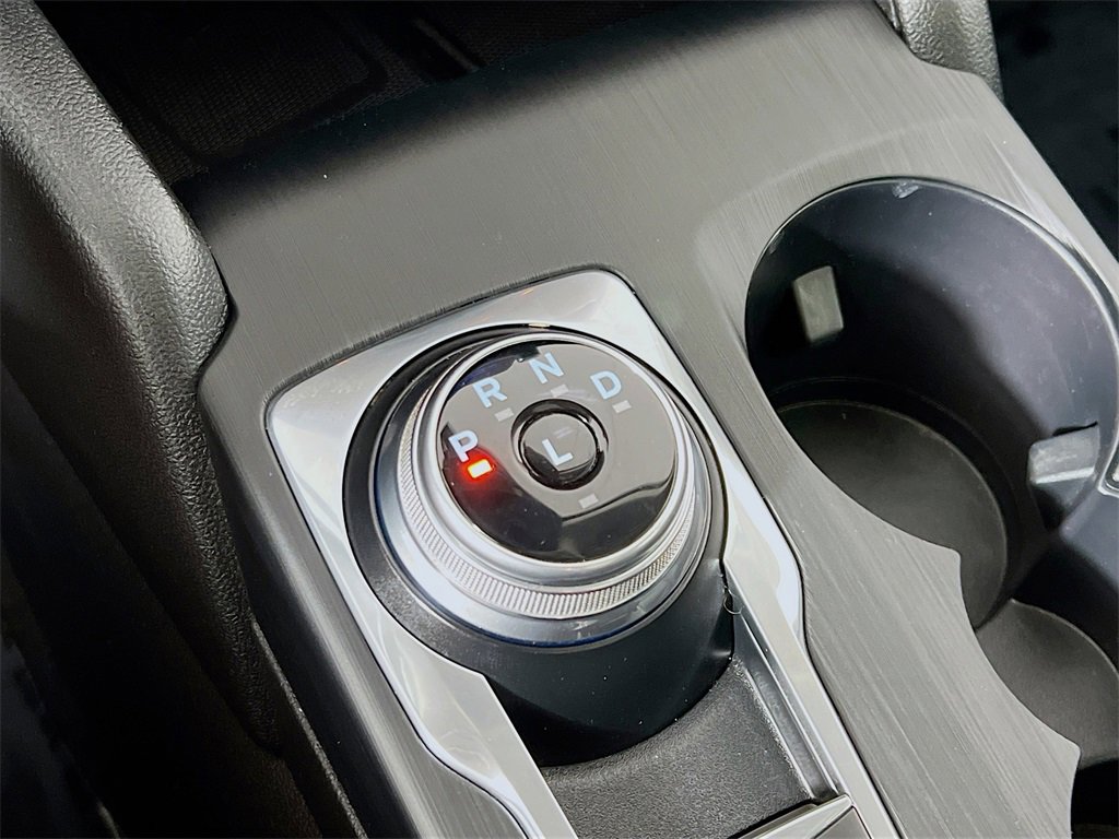 Used 2021 Ford Escape SEL w/ Technology Package image 17