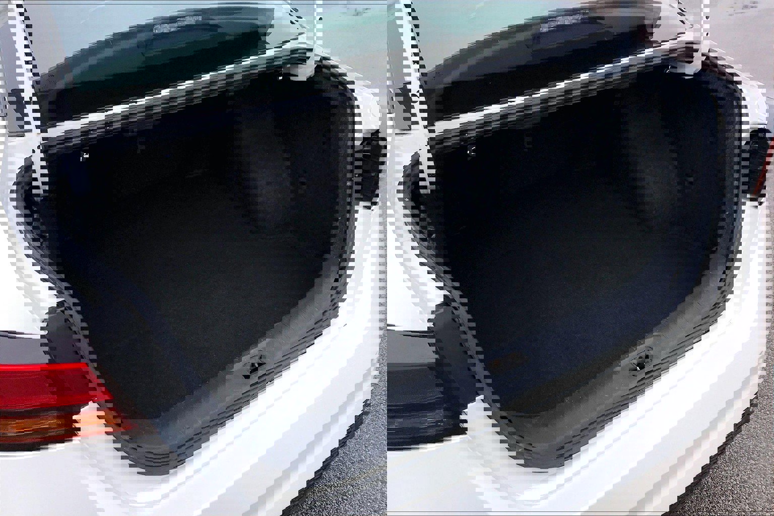 Used 2019 Nissan Altima 2.5 SR w/ SR Premium Package image 19