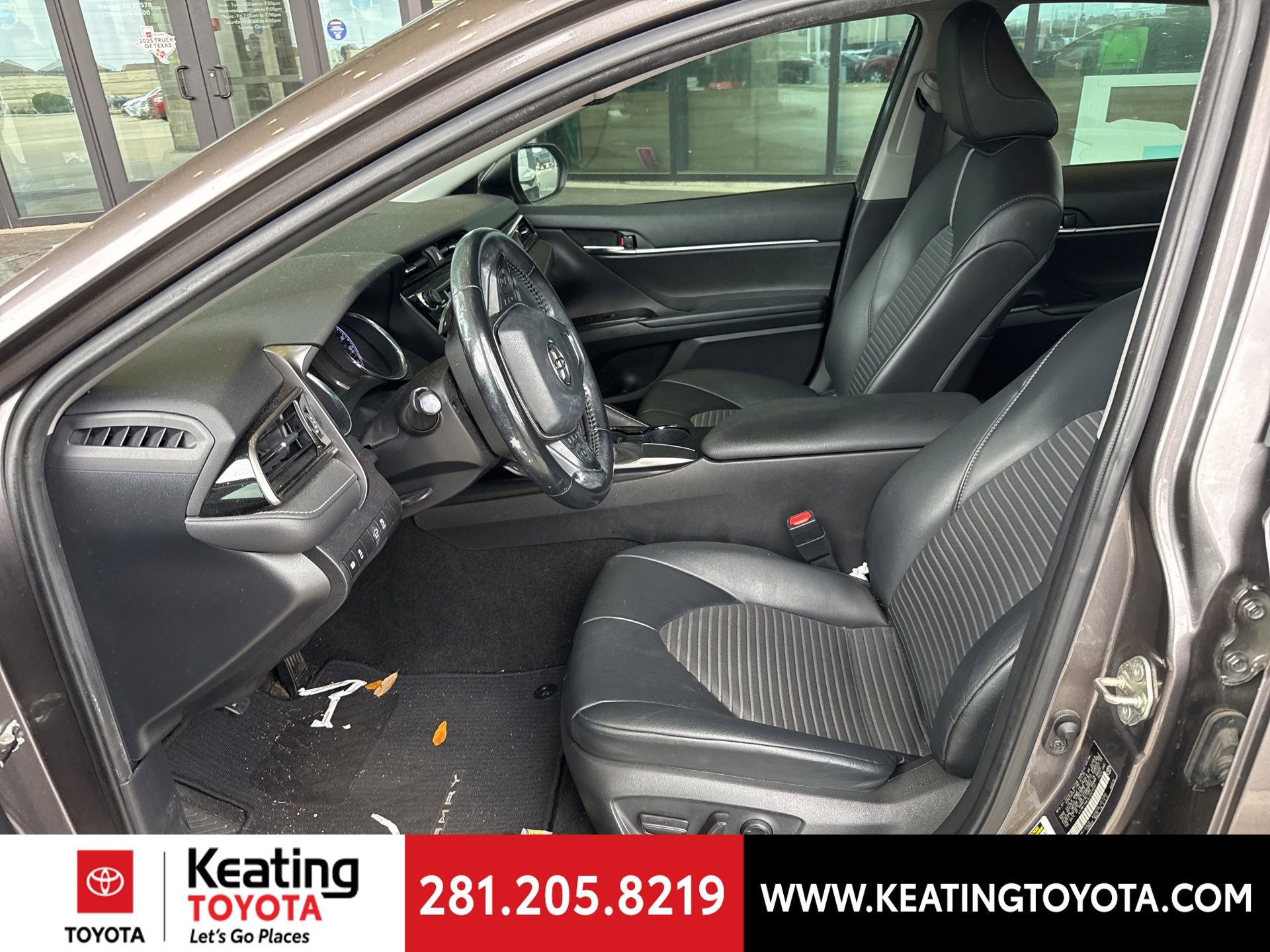 Used 2020 Toyota Camry SE w/ Convenience Package image 13