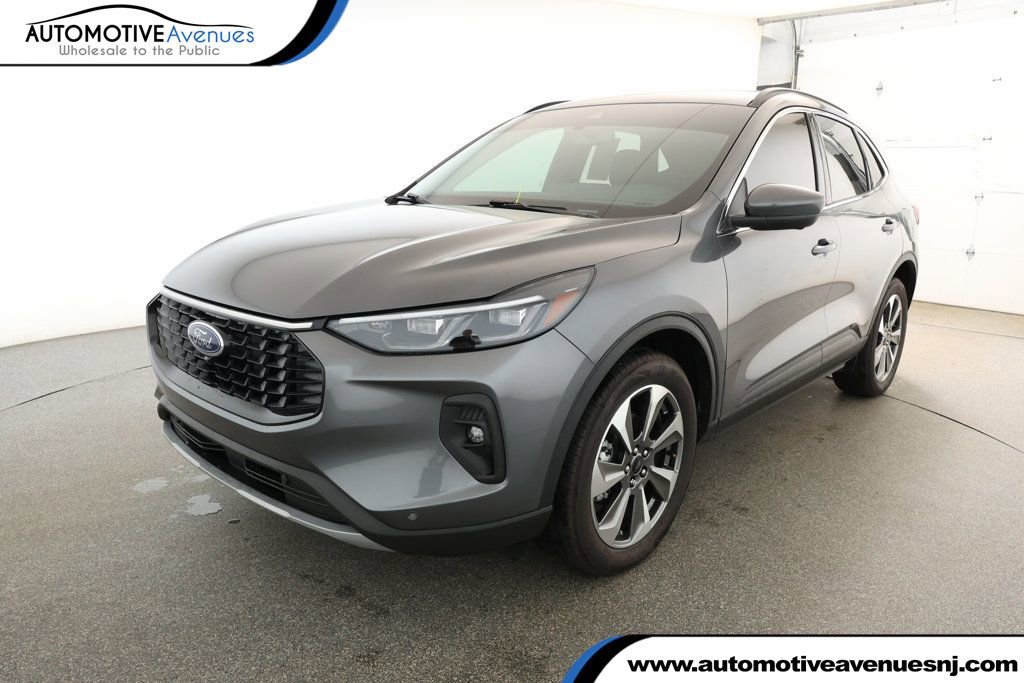 Used 2024 Ford Escape Platinum