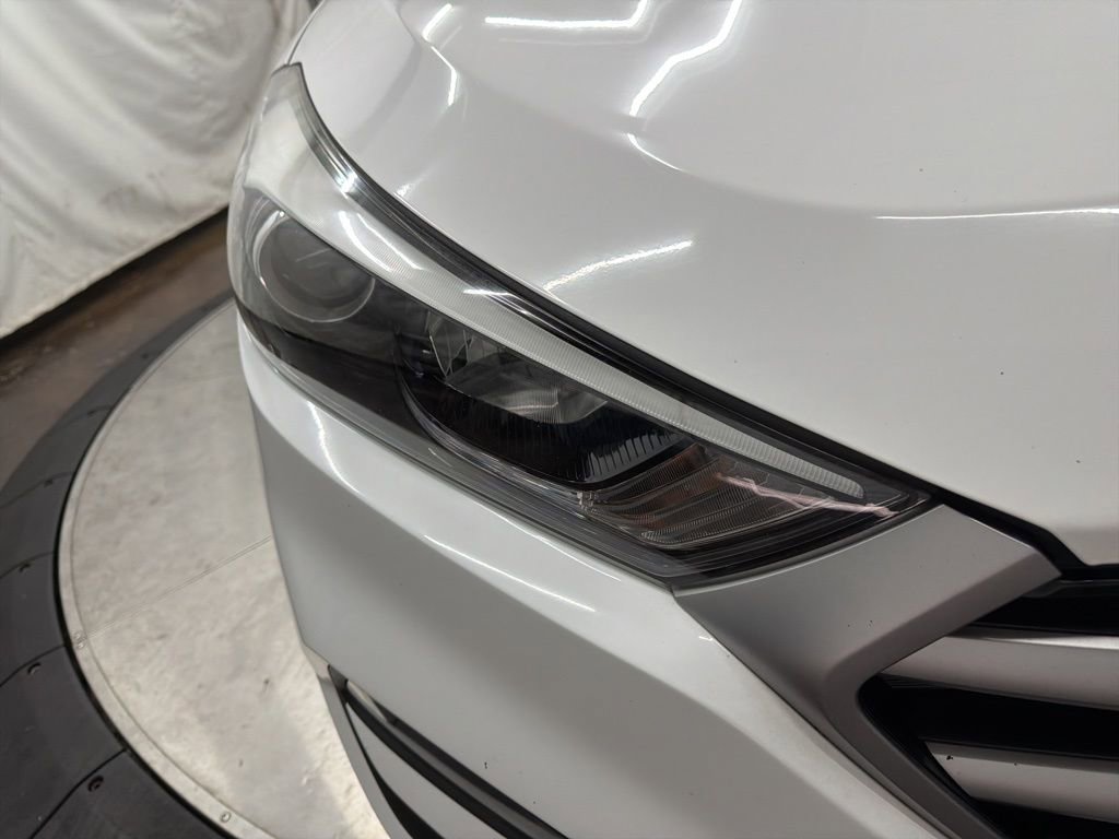 Used 2017 Hyundai Tucson Sport w/ Cargo Package AWD/4WD image 9