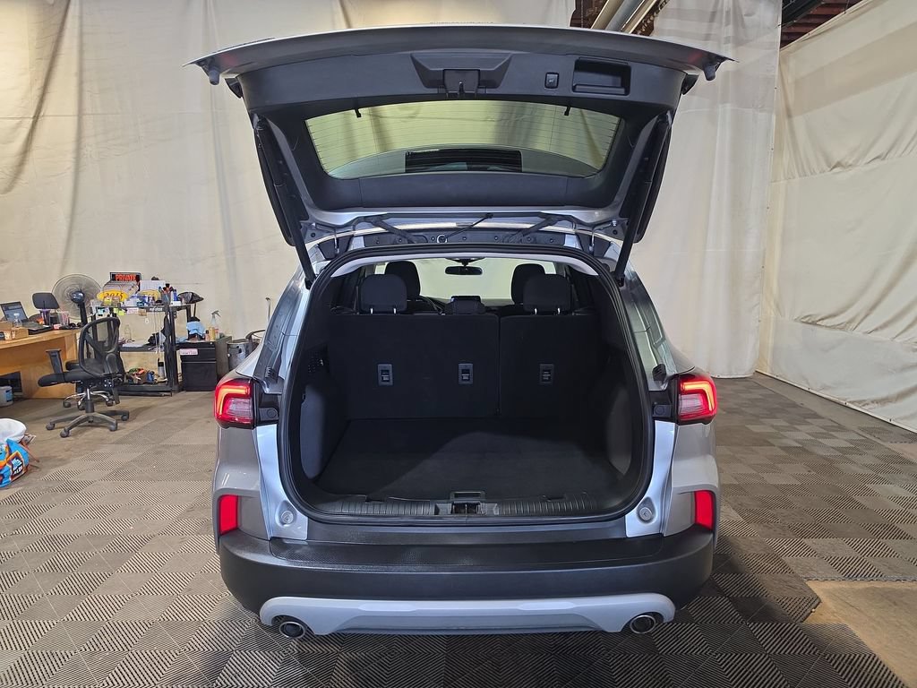 Used 2024 Ford Escape Active FWD image 19