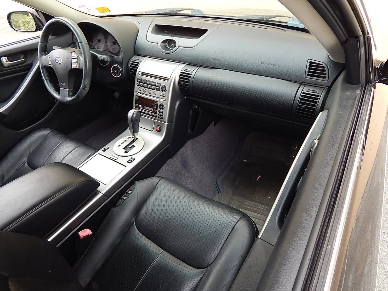 Used 2004 INFINITI G35 Sedan w/ Sport-Tuned Suspension Pkg image 16