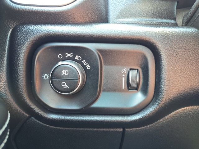 Used 2025 RAM 2500 Big Horn AWD/4WD image 12