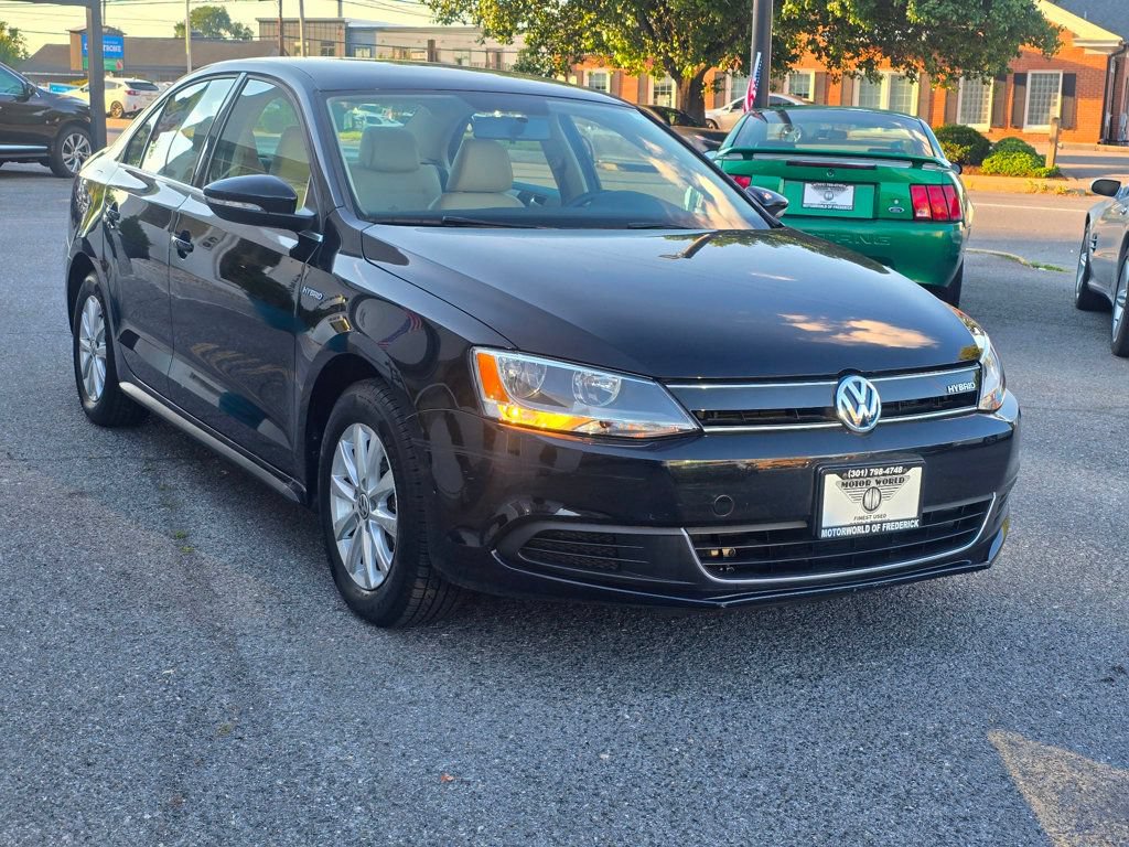 Used 2014 Volkswagen Jetta SE FWD image 3