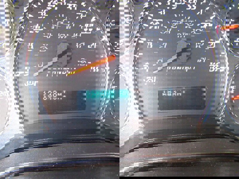 Used 2014 Chevrolet Express 2500 image 5