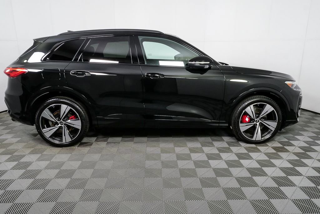 New 2025 Audi SQ5 Premium Plus AWD/4WD image 2