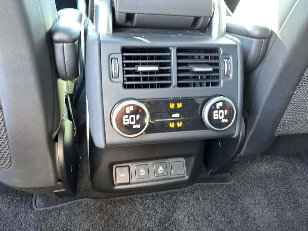 Used 2023 Land Rover Discovery S R-Dynamic image 22