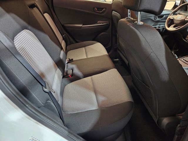 Used 2020 Hyundai Kona SE FWD image 16