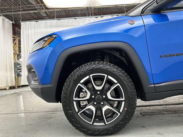 New 2026 Jeep Compass Trailhawk AWD/4WD image 20