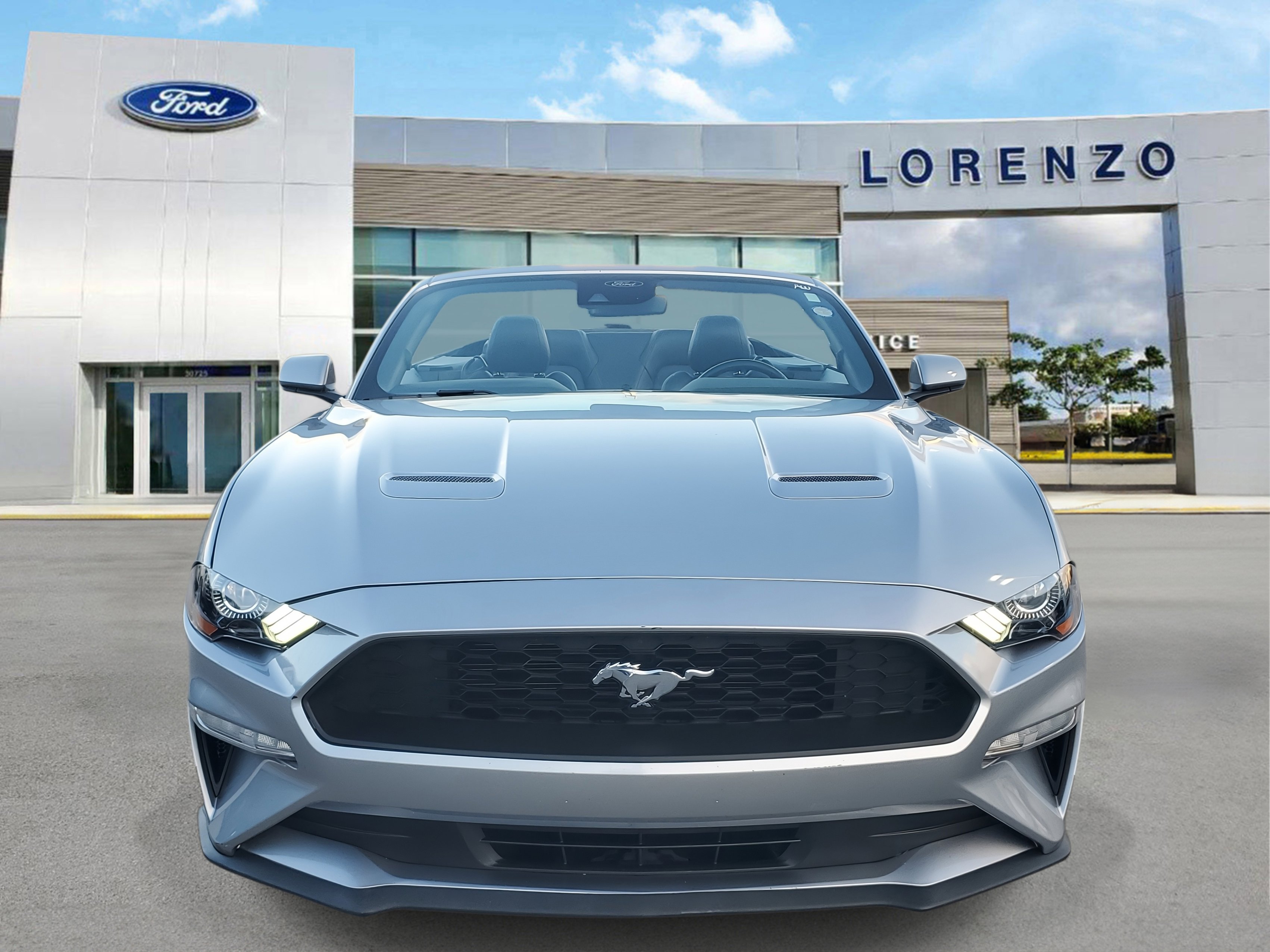 Used 2023 Ford Mustang Premium image 2