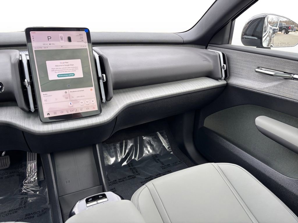 New 2026 Volvo EX30 Cross Country Ultra image 9