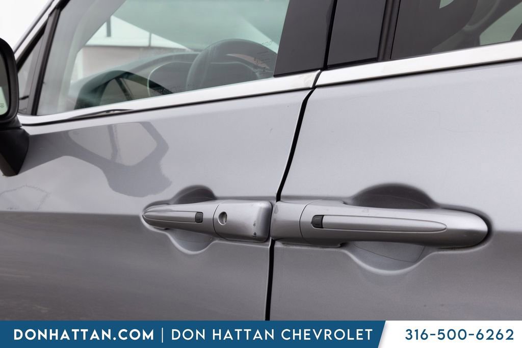 Used 2021 Chrysler Voyager Lxi FWD image 28