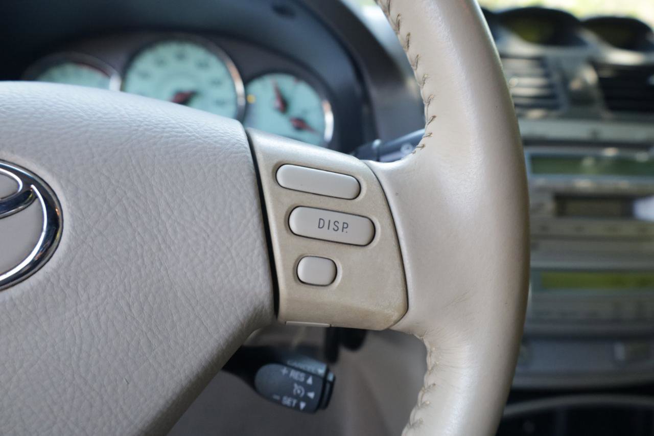 Used 2006 Toyota Solara SE FWD image 21