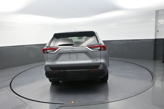Used 2025 Toyota RAV4 LE AWD/4WD image 51