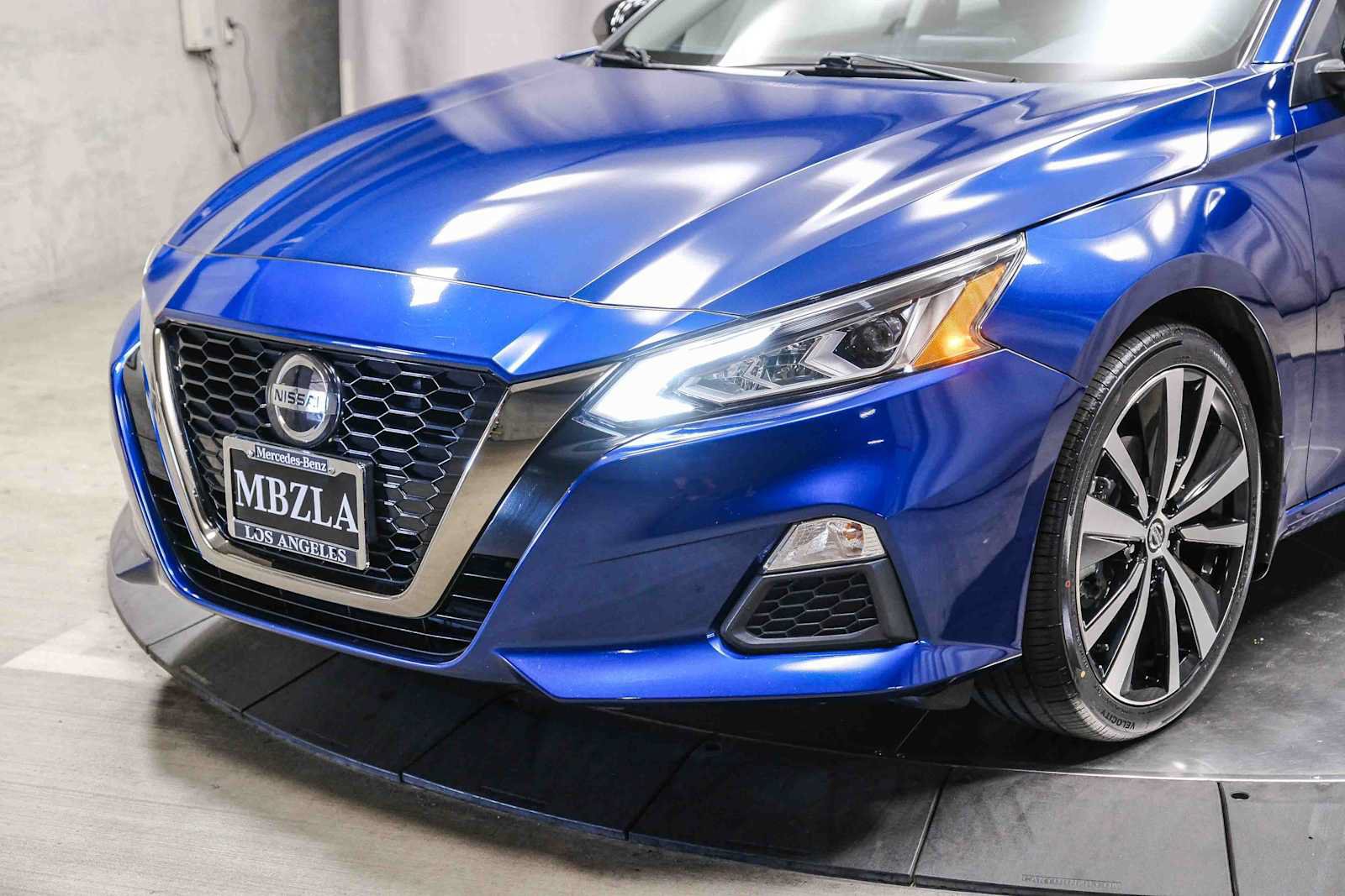 Used 2022 Nissan Altima 2.5 SR FWD image 11