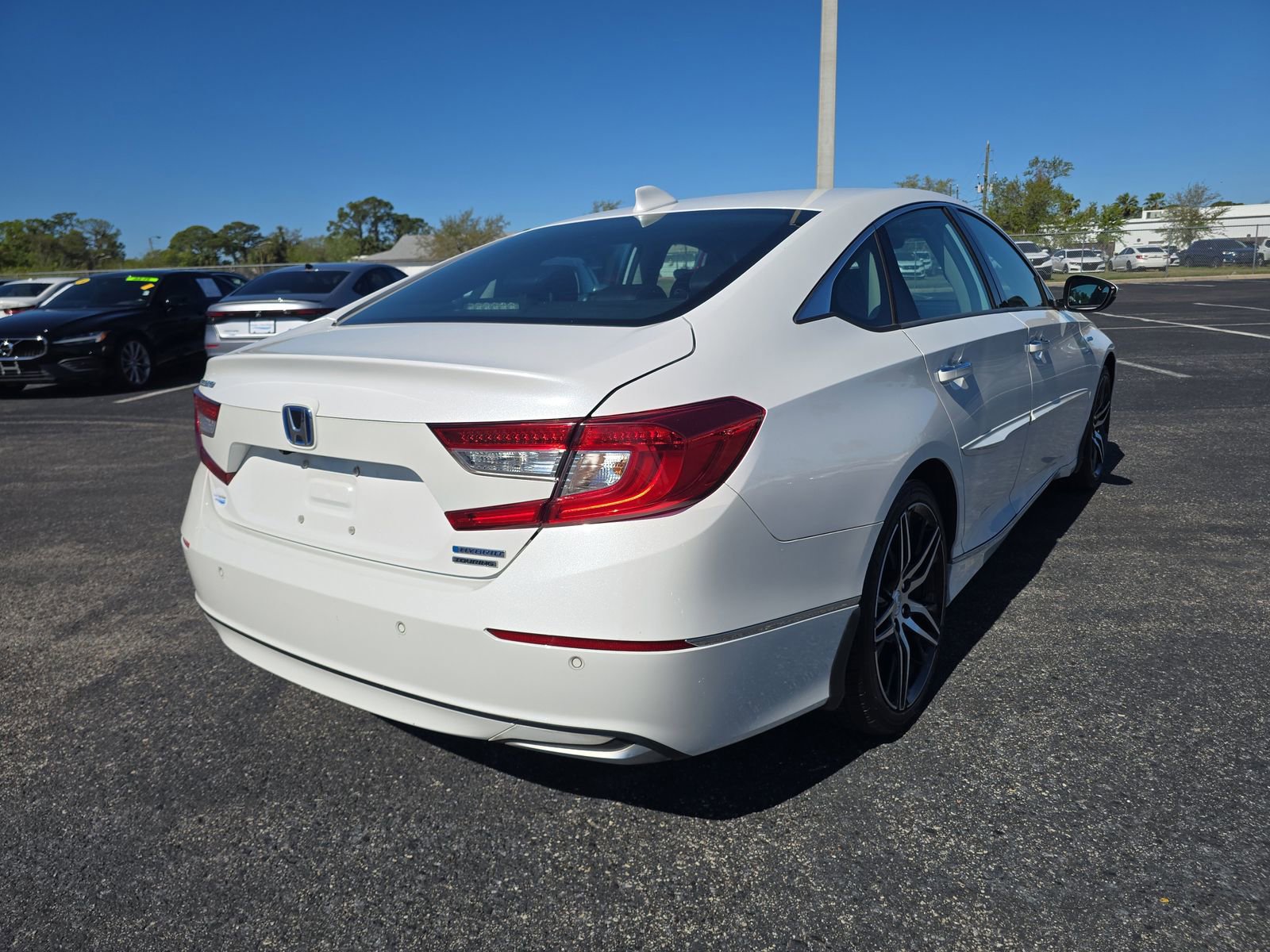 Used 2022 Honda Accord Touring image 4