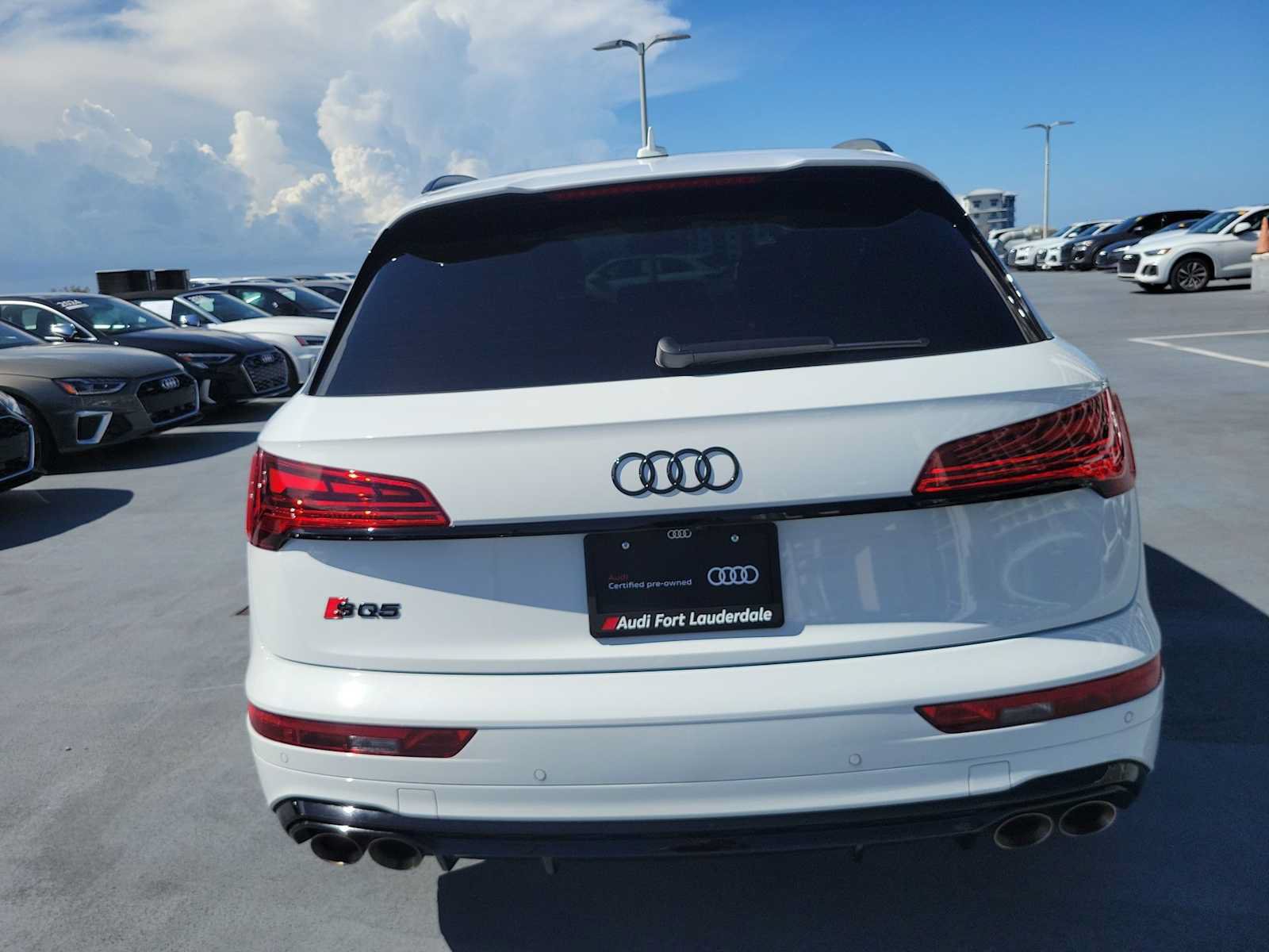 Certified 2025 Audi SQ5 Premium Plus AWD/4WD image 5