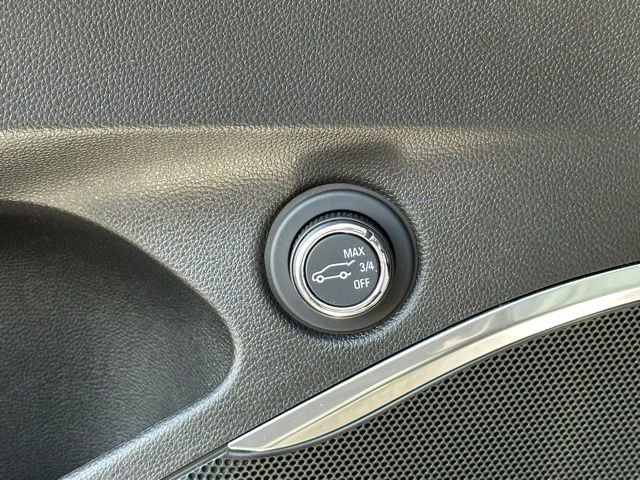 Used 2021 Buick Enclave Essence AWD/4WD image 24