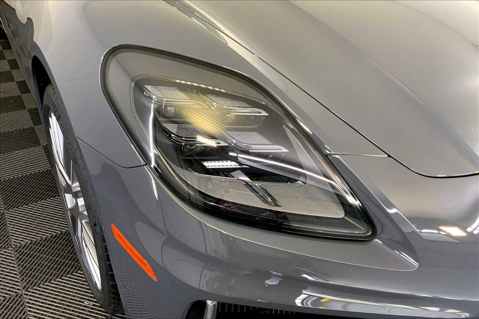New 2026 Porsche Panamera 4 image 12
