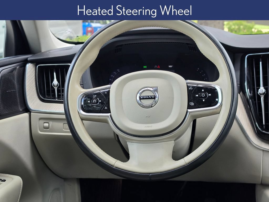 Used 2022 Volvo XC60 B5 Inscription w/ Advanced Package FWD image 22