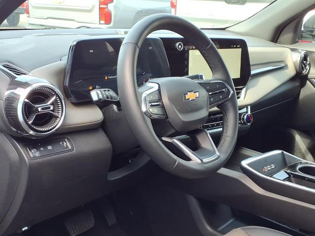 Used 2025 Chevrolet Equinox LT w/ Convenience Package II FWD image 9
