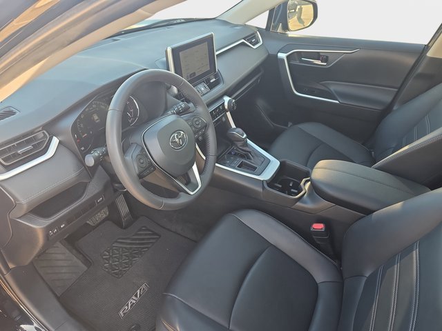 Used 2024 Toyota RAV4 XLE Premium image 16