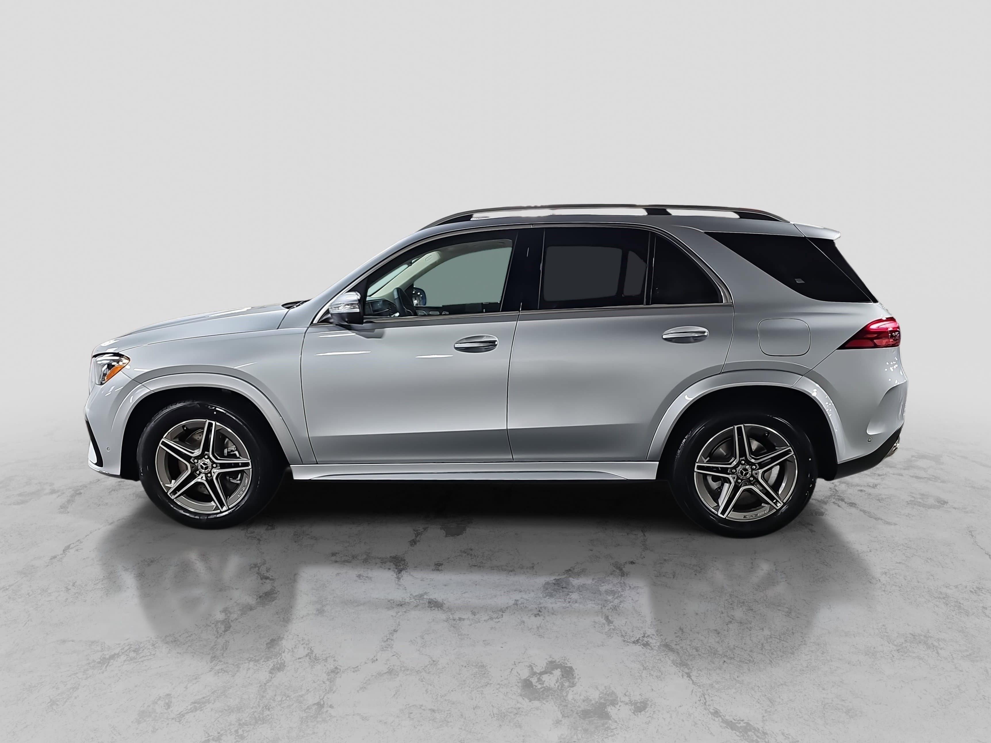 New 2026 Mercedes-Benz GLE 450e 4MATIC image 8