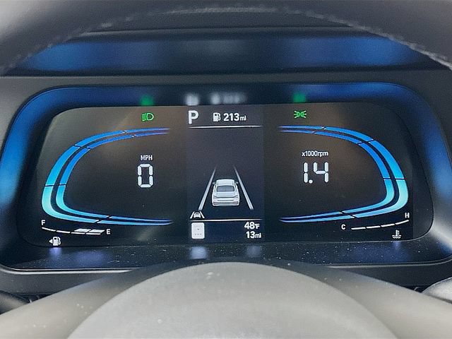 Used 2026 Hyundai Elantra Sport FWD image 12