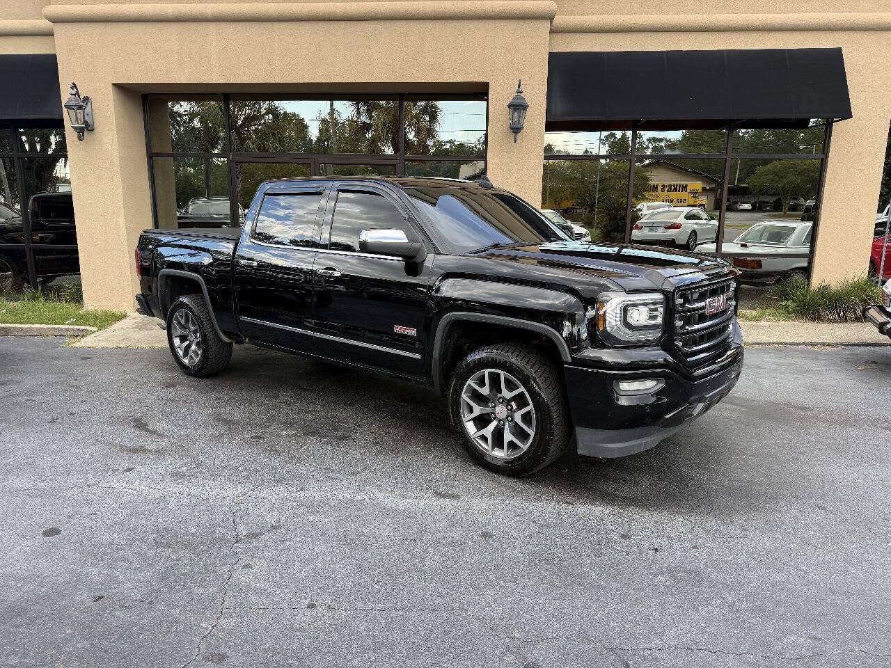 Used 2016 GMC Sierra 1500 SLT w/ All-Terrain Package AWD/4WD image 3