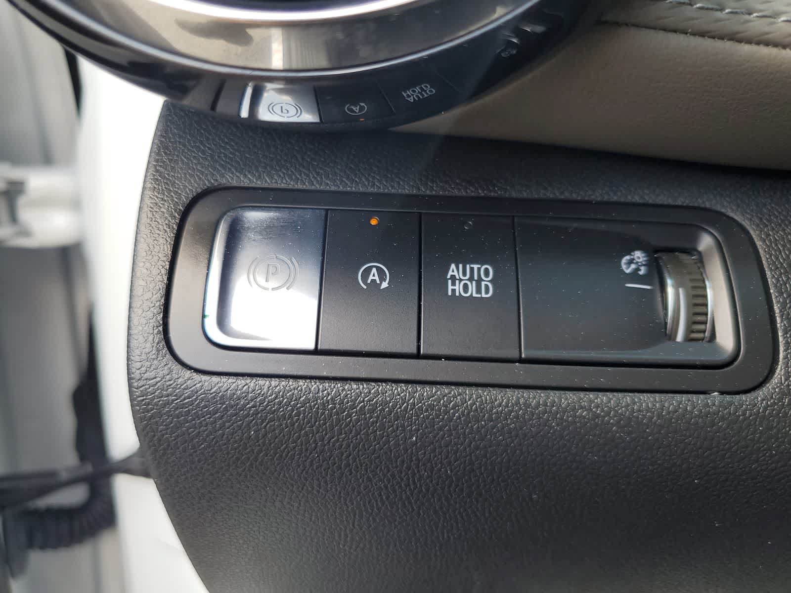 Used 2026 Chevrolet Equinox LT w/ Convenience Package II FWD image 17