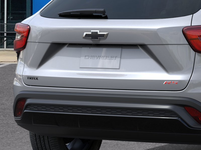 New 2026 Chevrolet Trax RS w/ Sunroof Package FWD image 38