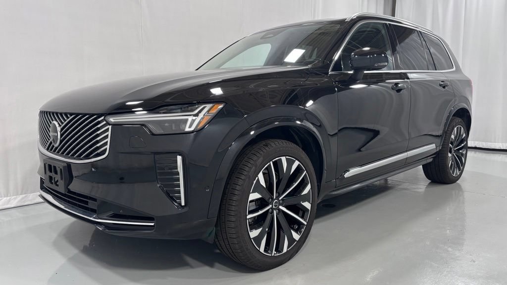 Certified 2026 Volvo XC90 B6 Plus