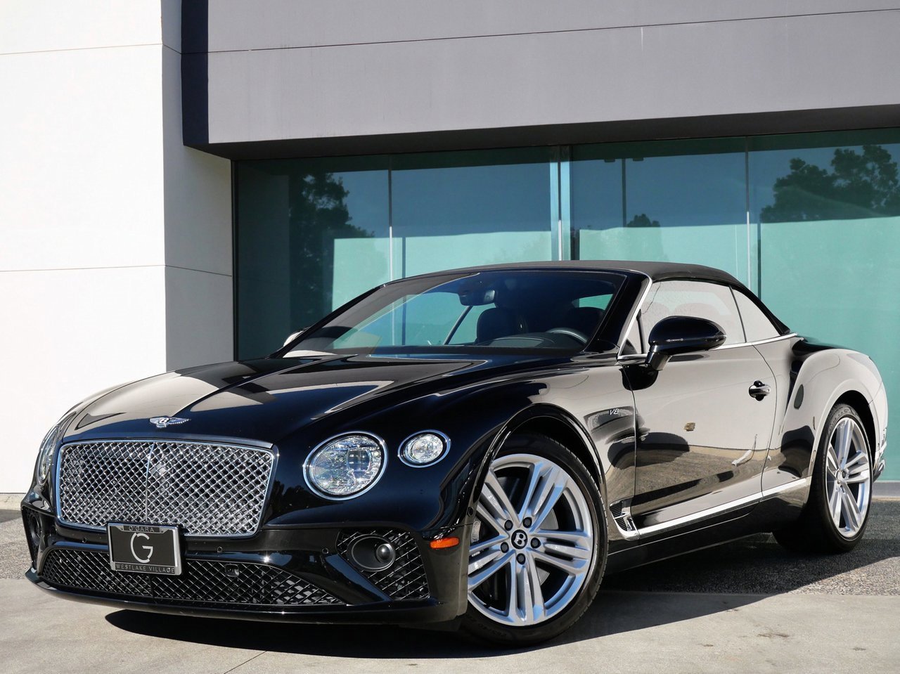 Used 2022 Bentley Continental GT image 11