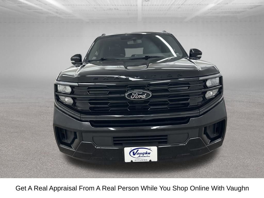 Used 2025 Ford Expedition Platinum w/ Stealth Appearance Package AWD/4WD image 5