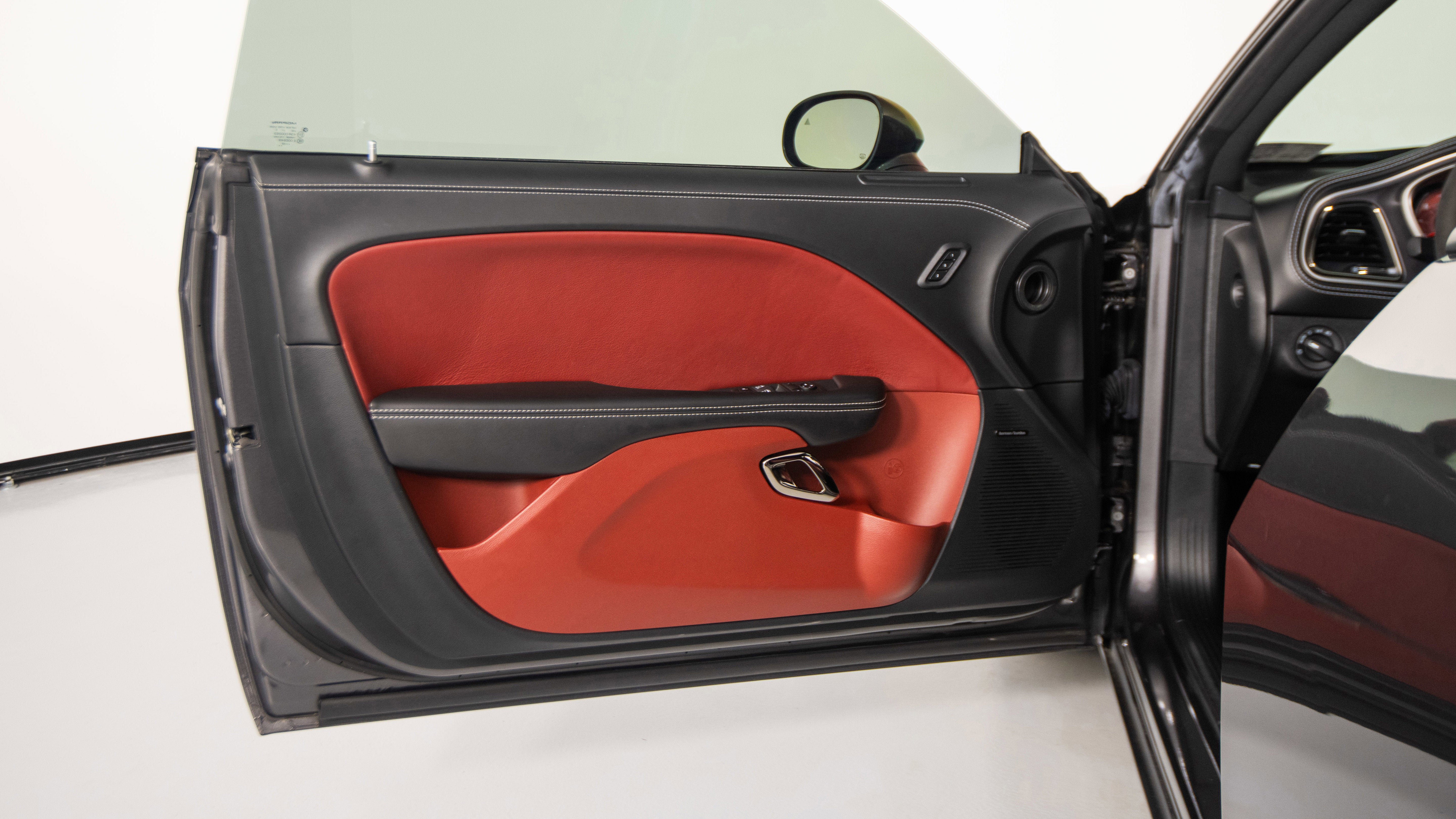 Used 2022 Dodge Challenger SRT Hellcat image 34