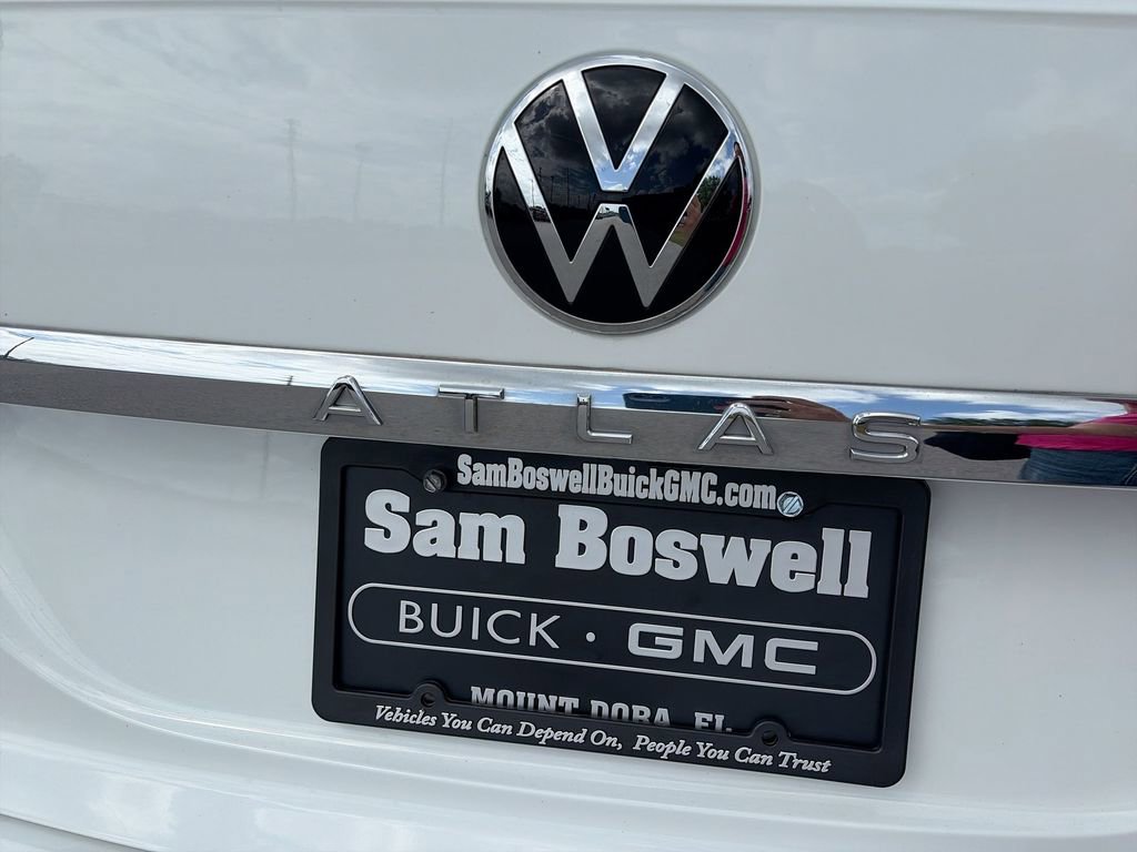 Used 2021 Volkswagen Atlas Cross Sport SE w/ Panoramic Sunroof Package FWD image 38