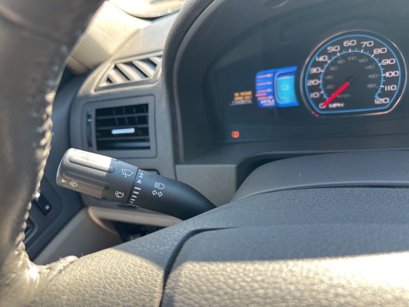 Used 2010 Mercury Milan Hybrid image 42