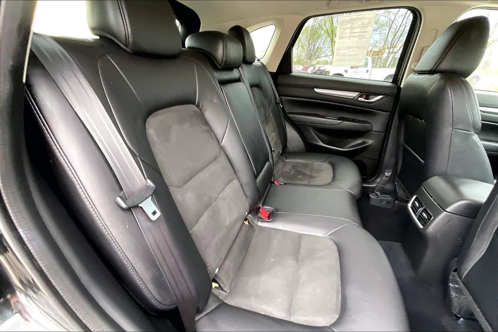 Used 2017 MAZDA CX-5 Touring w/ Preferred Equipment Package image 27