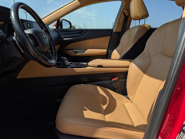 Used 2024 Lexus NX 250 FWD image 25