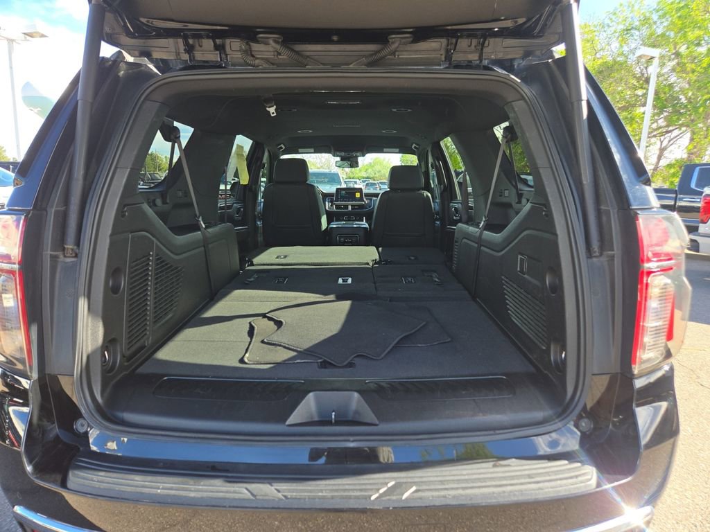Used 2023 Chevrolet Suburban LT AWD/4WD image 20