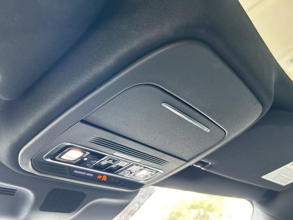 Used 2025 Lincoln Navigator Reserve w/ Jet Appearance Package image 57