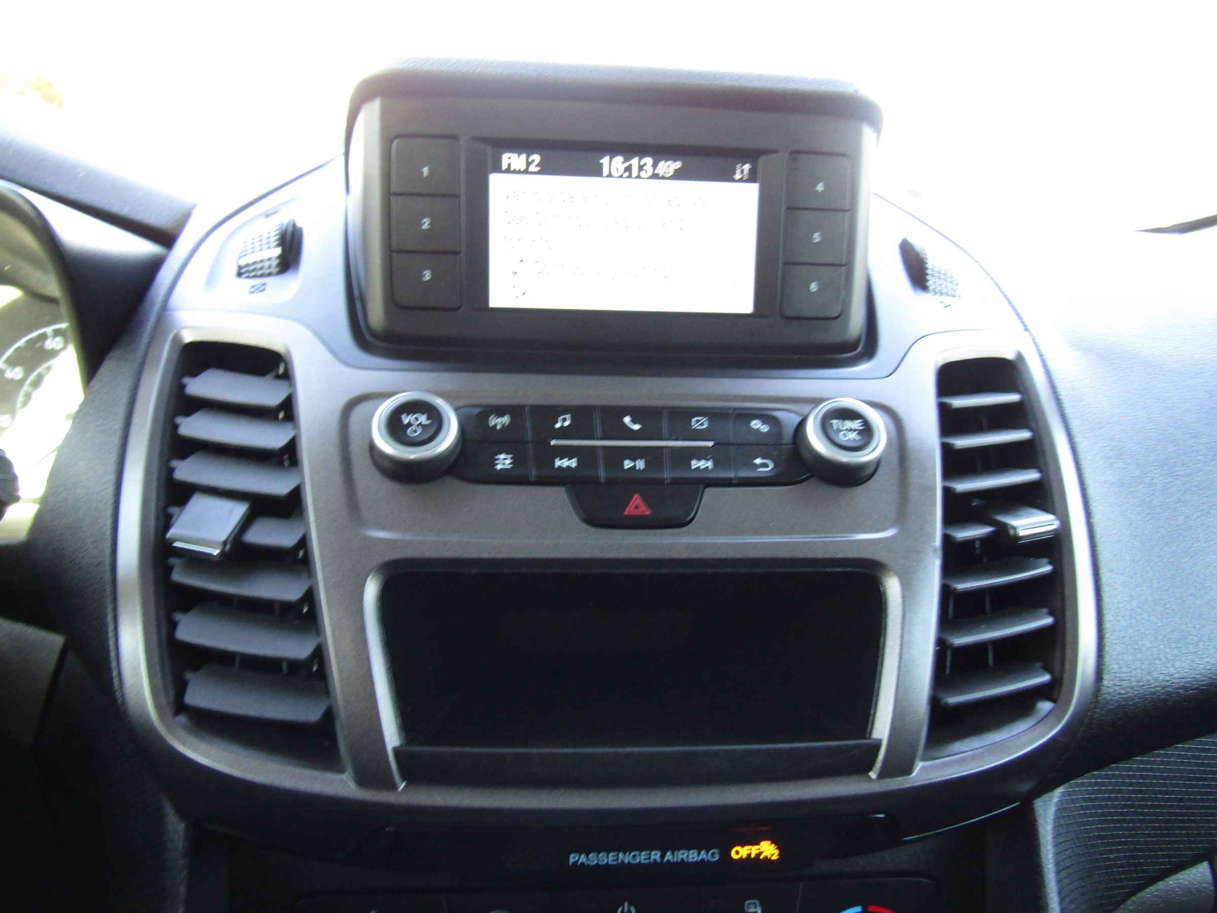 Used 2022 Ford Transit Connect XL image 25