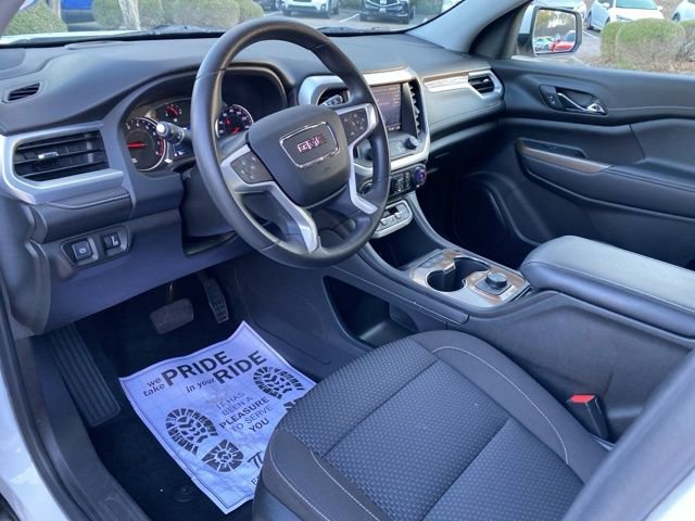 Used 2023 GMC Acadia SLE image 6