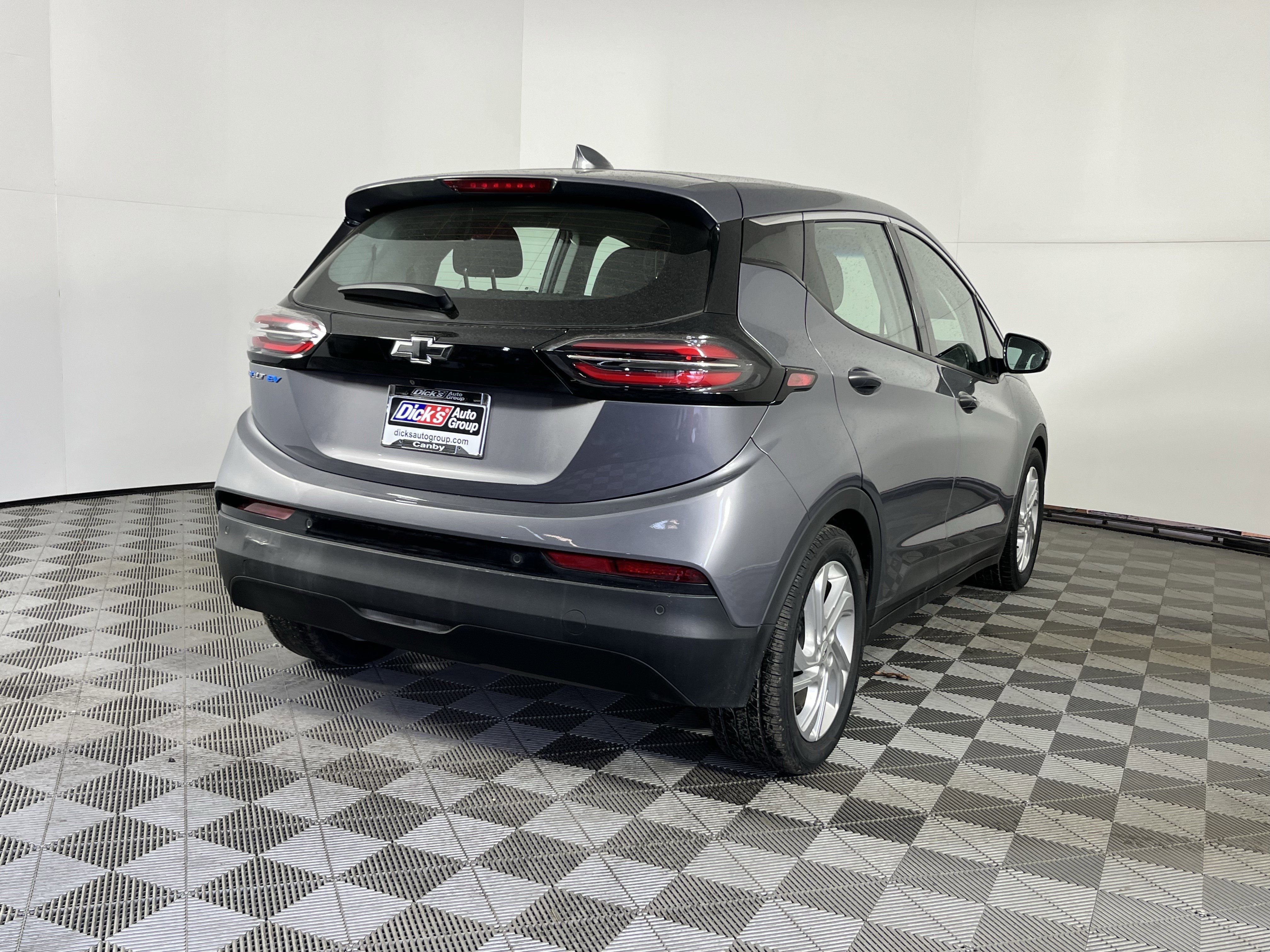 Used 2022 Chevrolet Bolt LT image 5