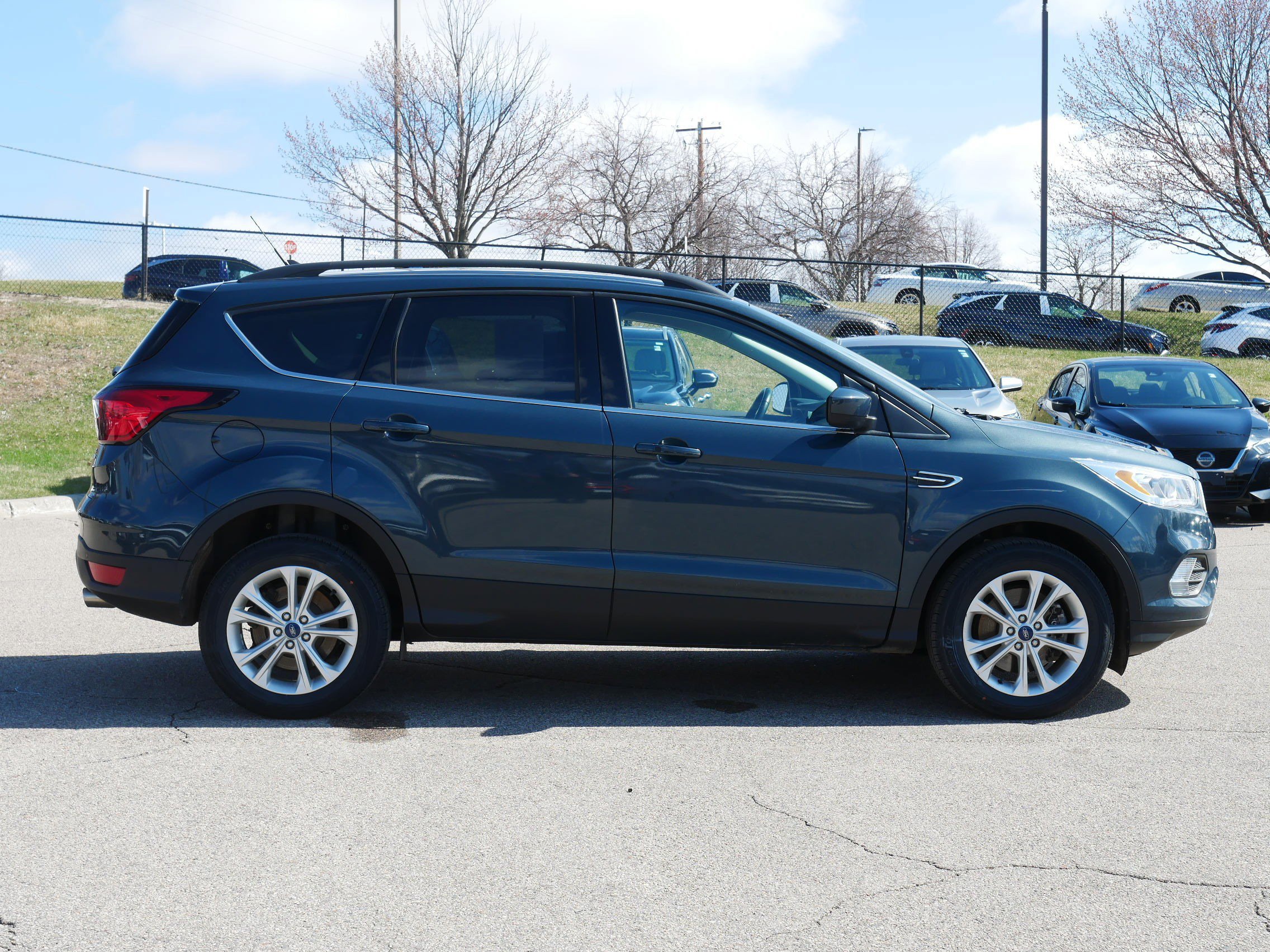 Used 2019 Ford Escape SEL AWD/4WD image 5